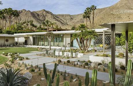 Thunderbird Heights Residence by Stuart Silk