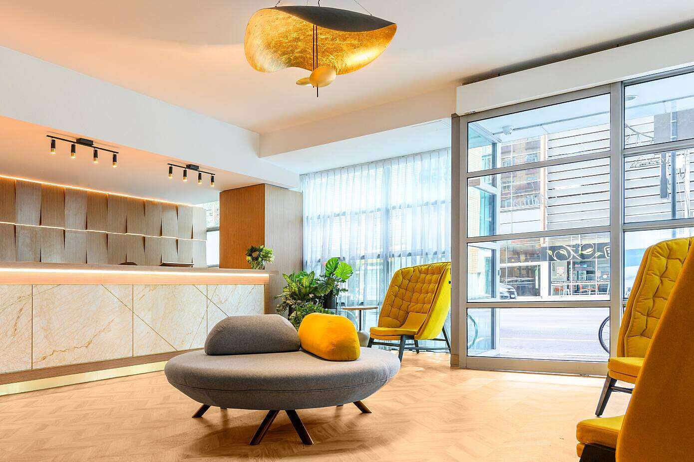 Adina Apartment Hotel by In Design International