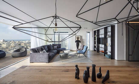 Apartment in Tel Aviv by Tal Goldsmith Fish - 1