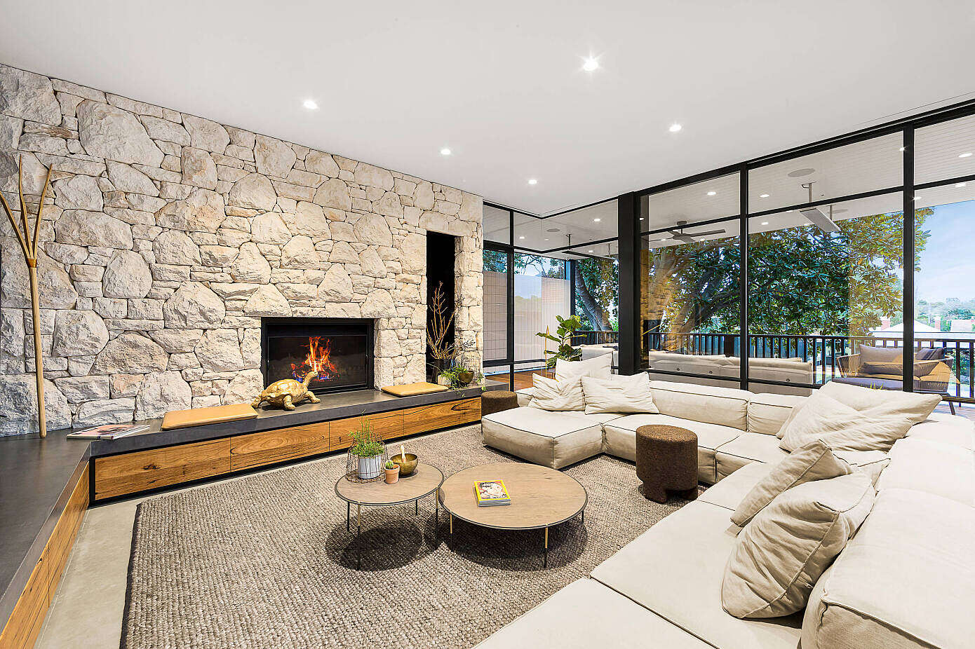 Home in Hampton by Integrated Technologies Australia