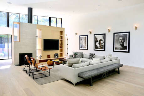 Home in Pasadena by Meridith Baer Home - 1