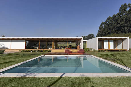 Pipa House by Bernardes Arquitetura - 1