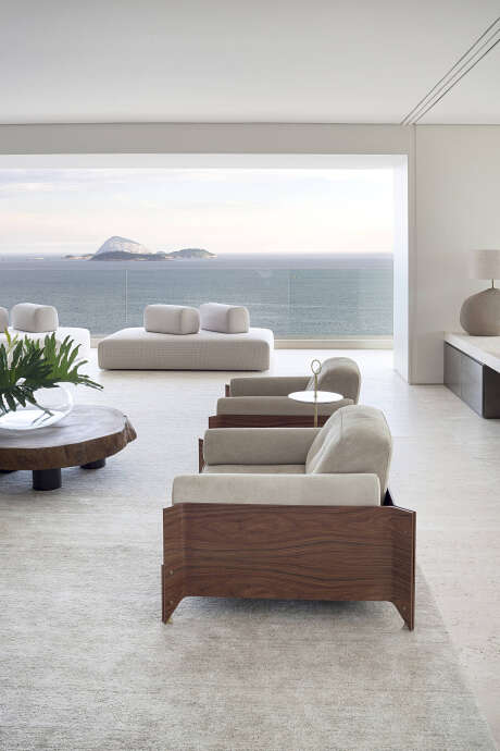 RS Apartment by Studio Arthur Casas - 3