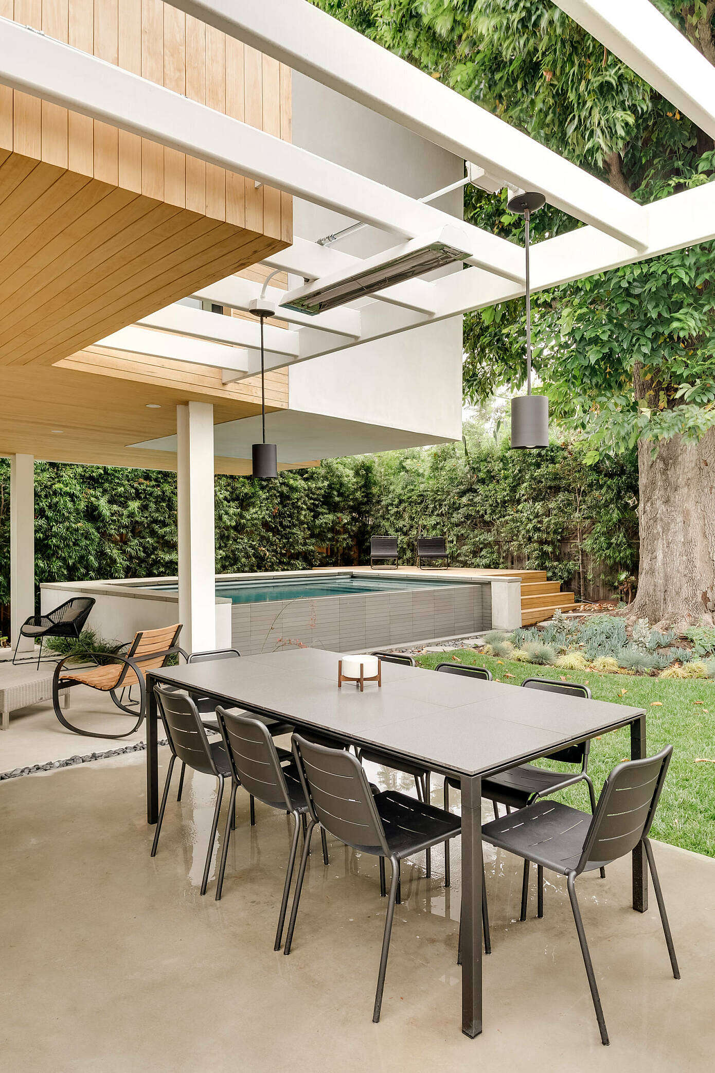 Contemporary Pool House by Racing Green