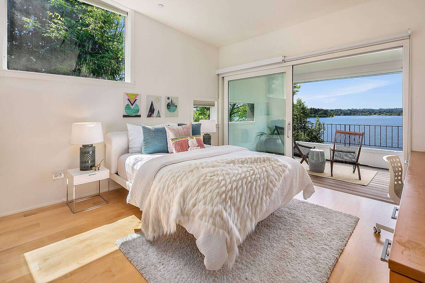 Mercer Island by Seattle Staged to Sell and Design