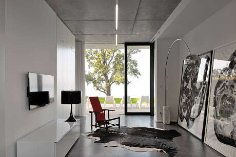 Maison Au Bord du Lac by Aum Pierre Minassian - 10