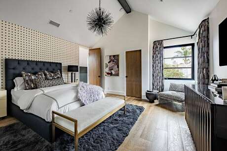 Farmhouse by Erica Bryen Design - 15