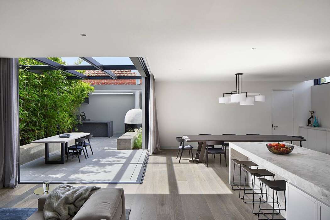 Verge House by Finnis Architects - 1