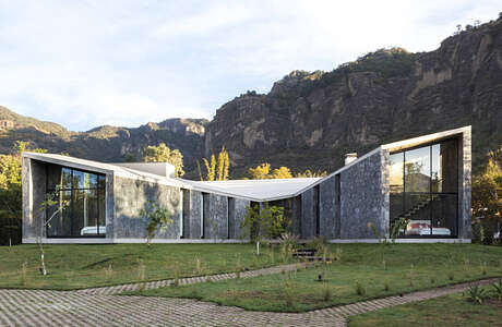 MA House by Cadaval & Solà-Morales