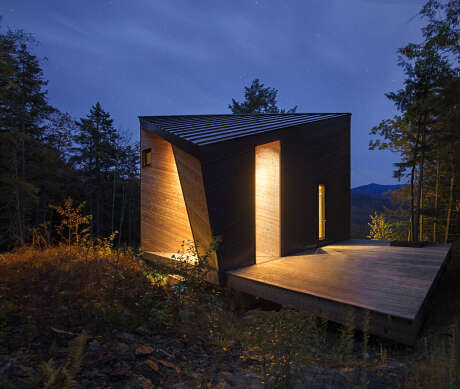 Cabin on a Rock by I-Kanda Architects - 13