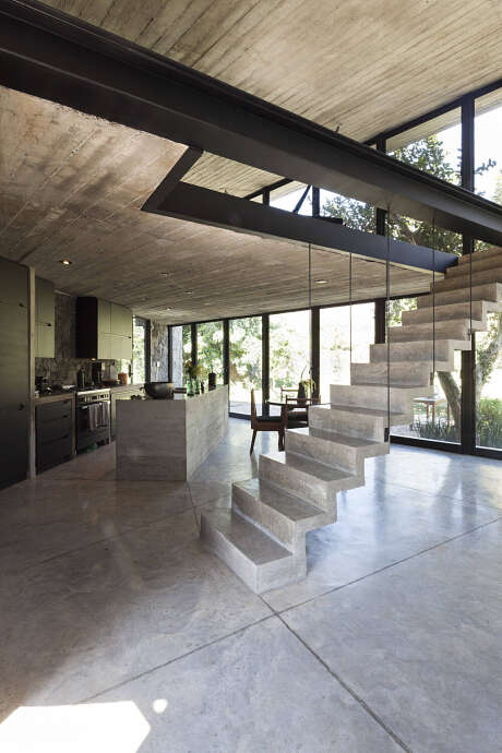 MA House by Cadaval & Solà-Morales - 4