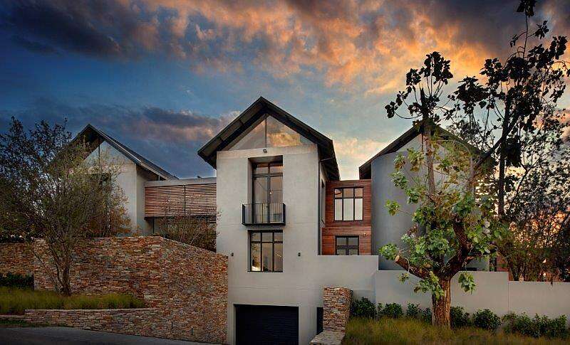 House Inanda by JVR Architects