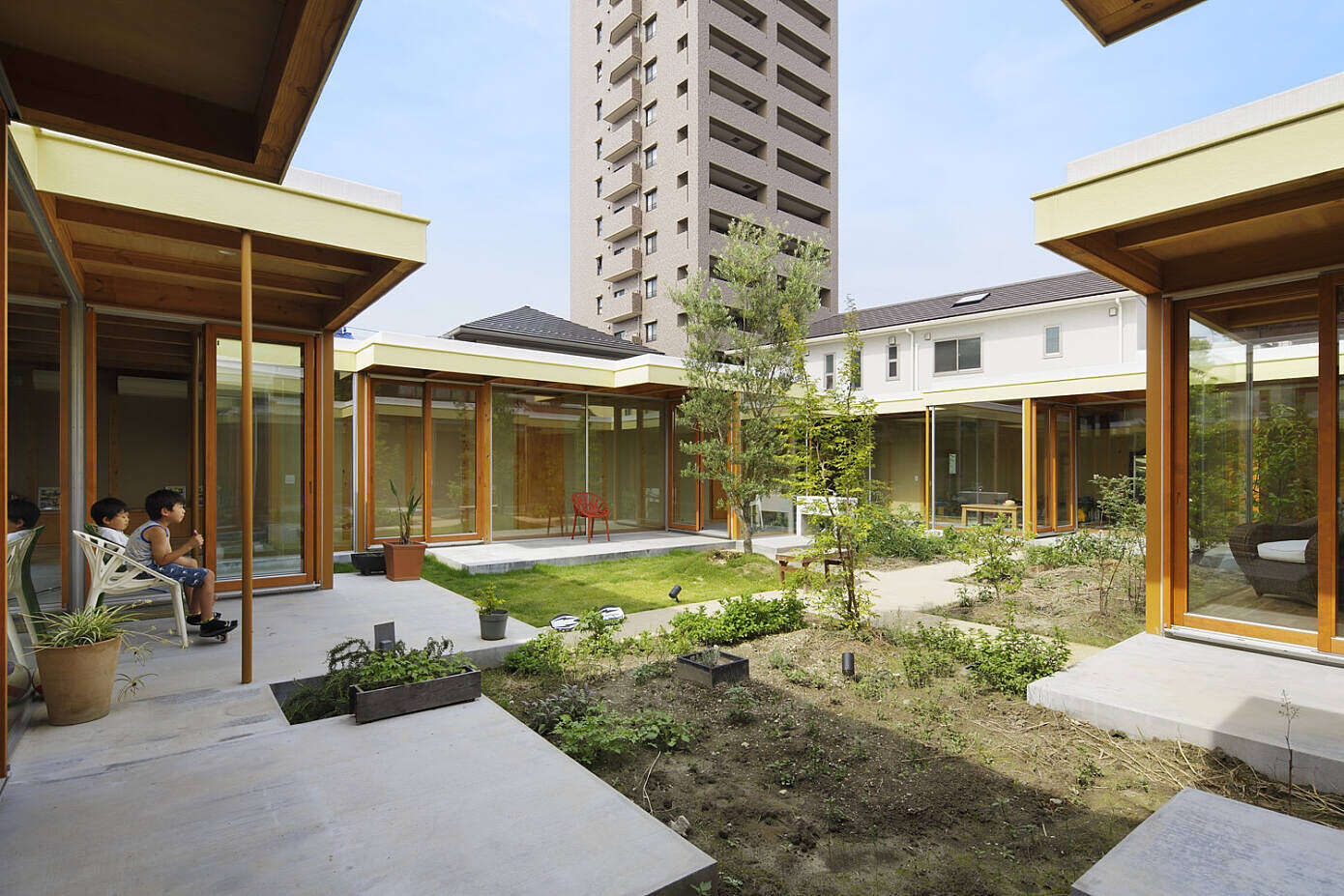 Court House in Nagoya by Takeshi Hosaka Architects