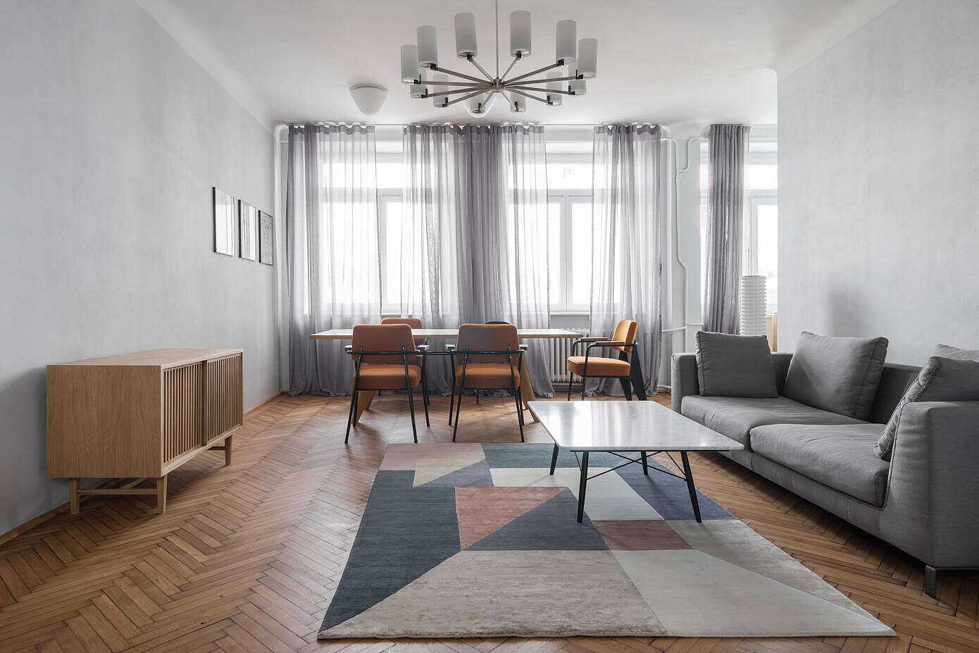 Apartment in Warsaw by Loft Kolasiński