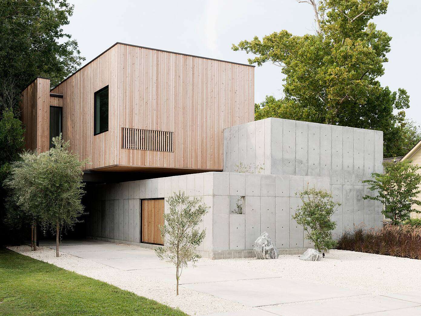 Concrete Box House by Robertson Design