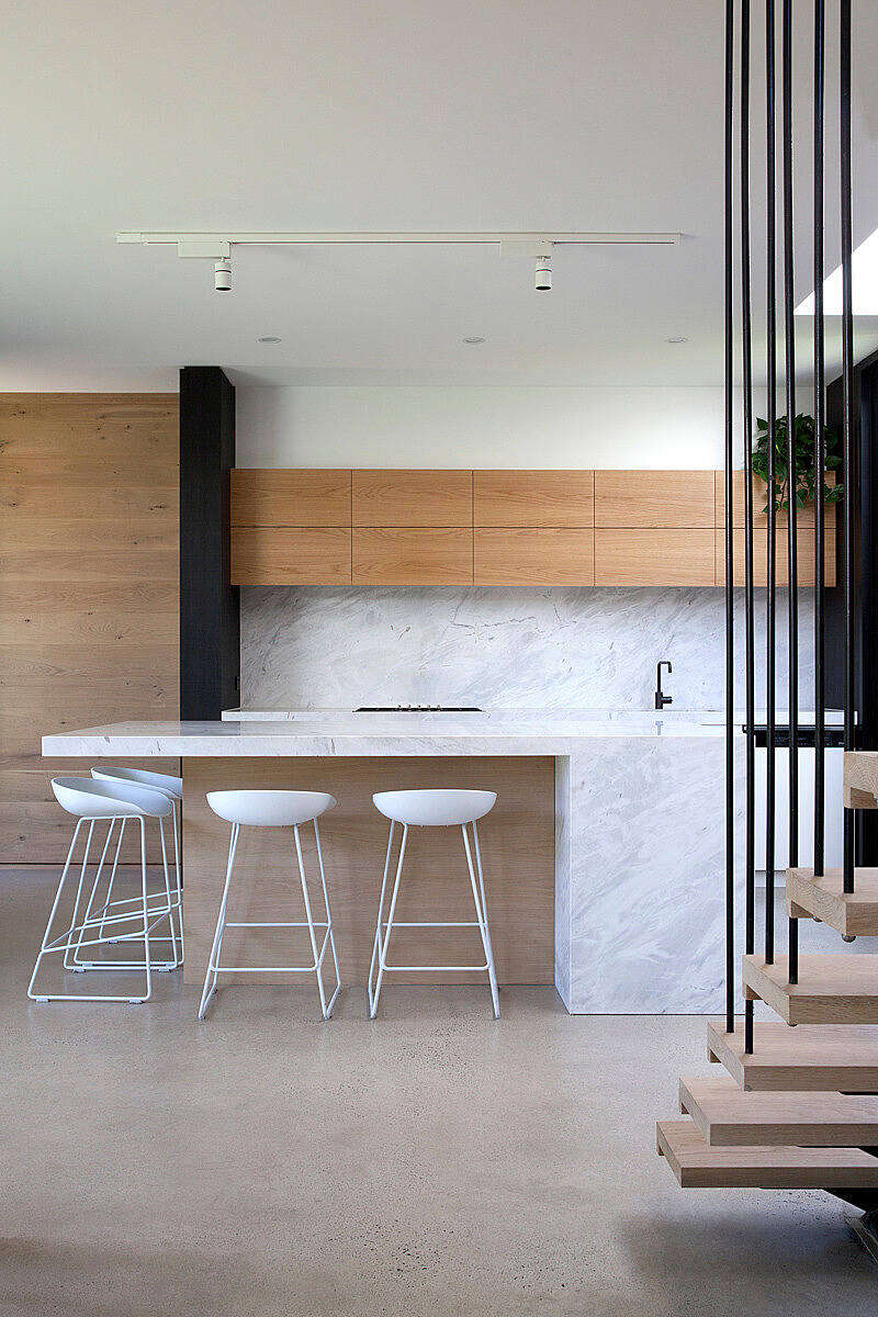 Port Melbourne Home by Thomas+Williams Architects