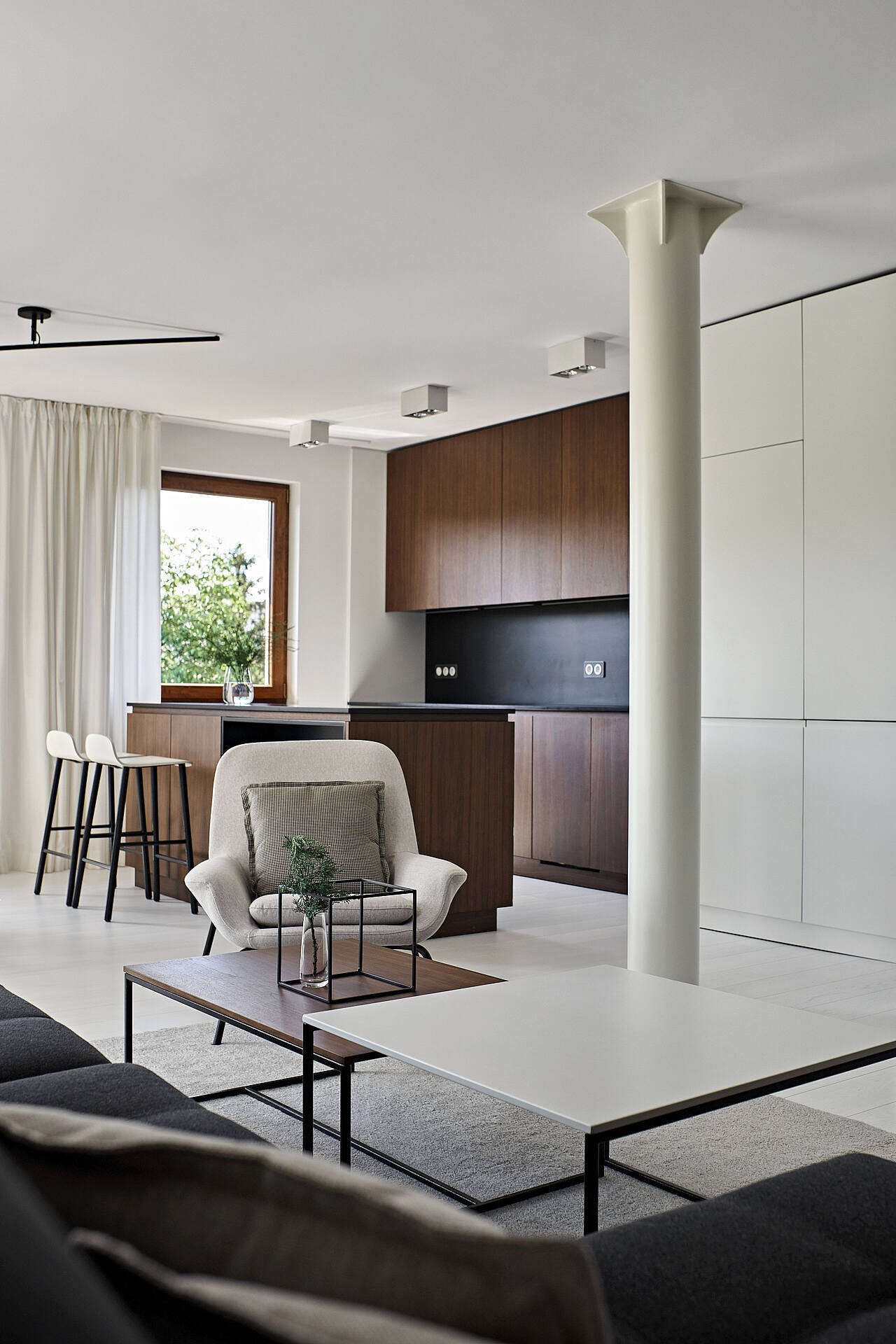Airy and Spatious by Fimera Design Studio