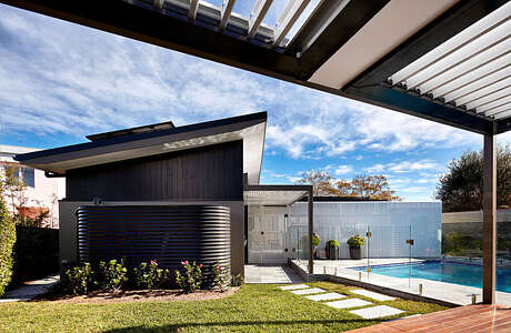 Balgowlah Heights 2 by Hobbs Jamieson Architecture