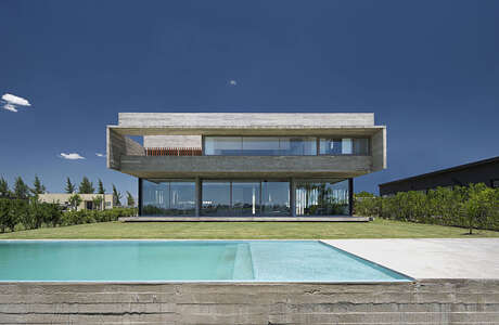 10 House by Luciano Kruk Arquitectos