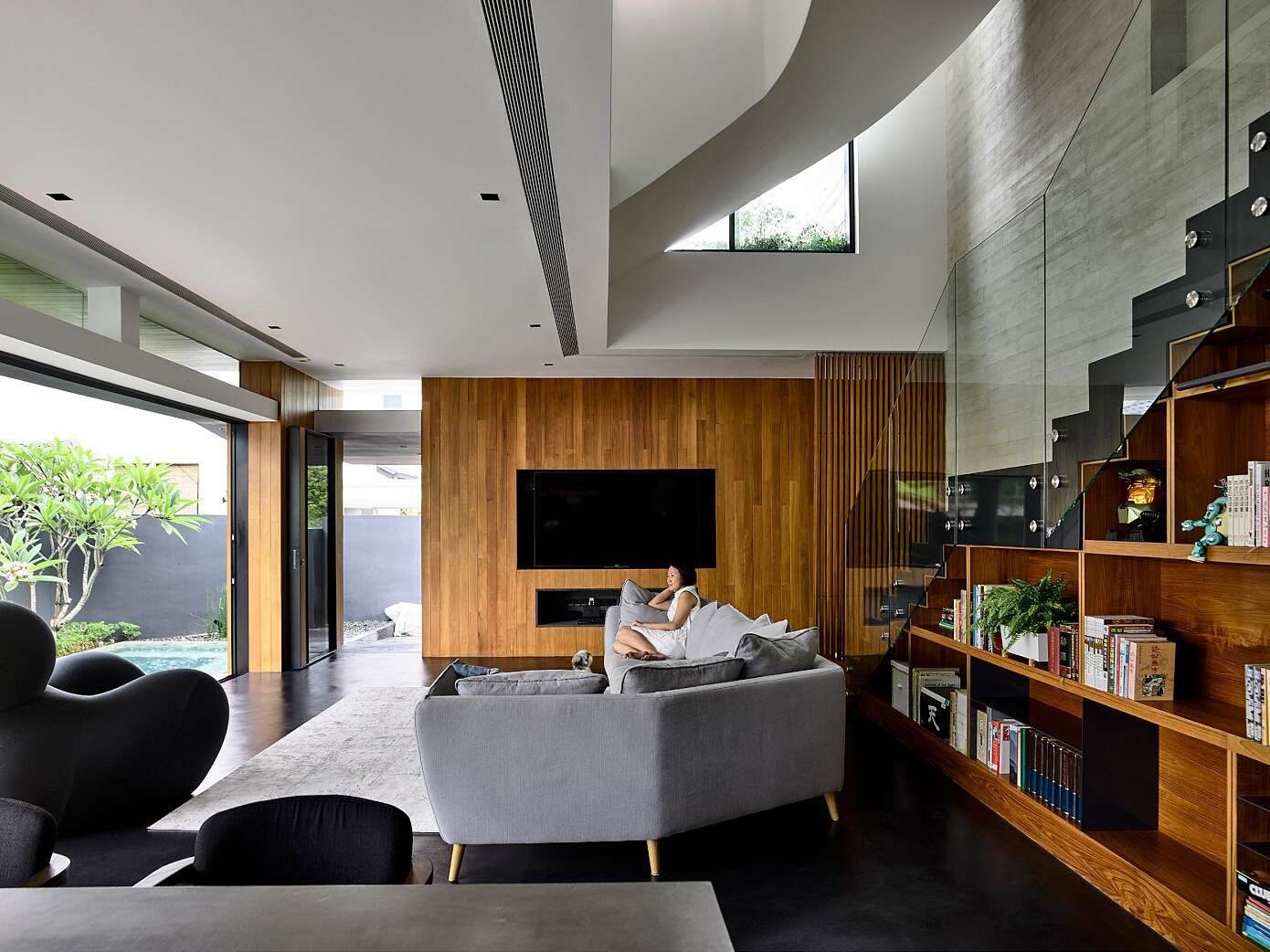 9JW House by ONG&ONG