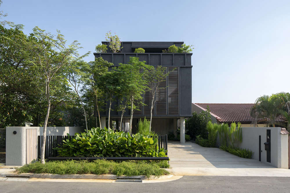 House Above 44 Kasai Road by ipli Architects - 1