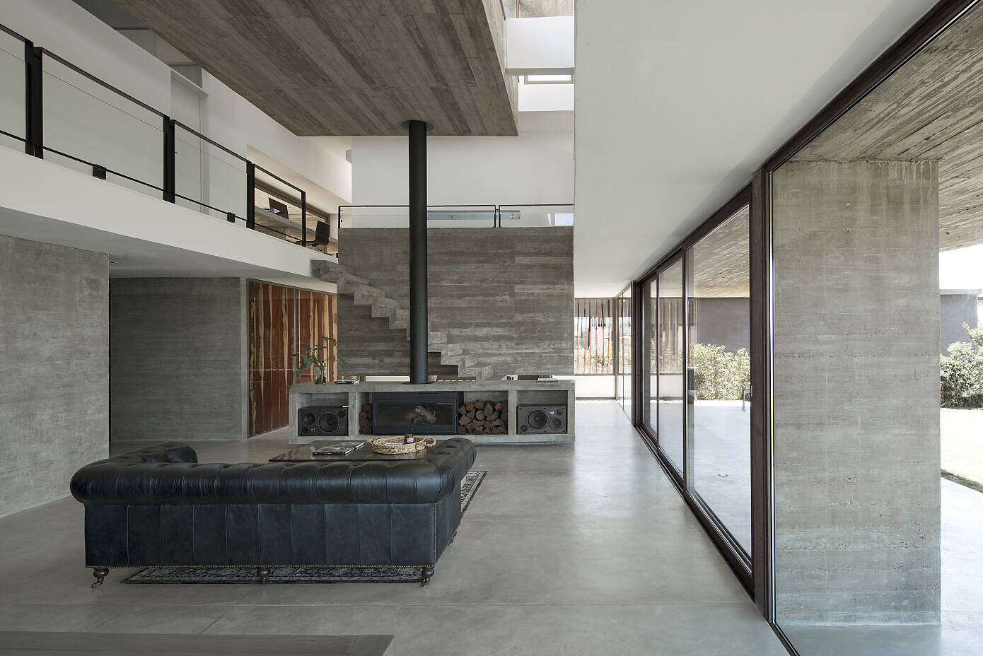 10 House by Luciano Kruk Arquitectos