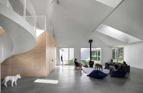 Artist Residence by Bourgeois / Lechasseur Architectes