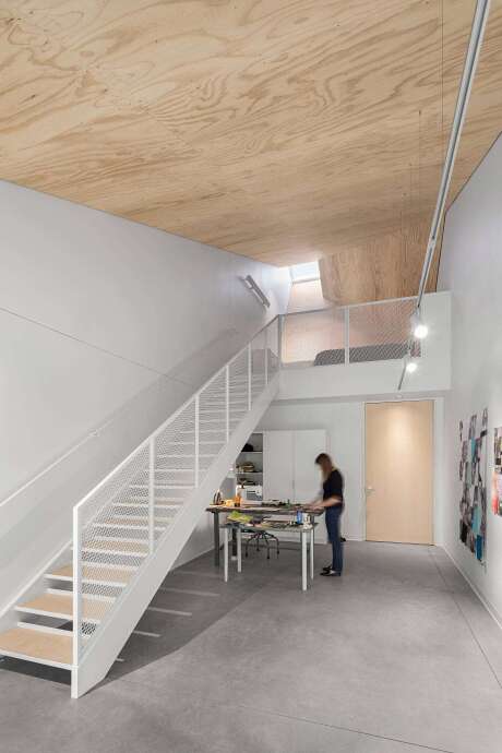 Artist Residence by Bourgeois / Lechasseur Architectes - 5