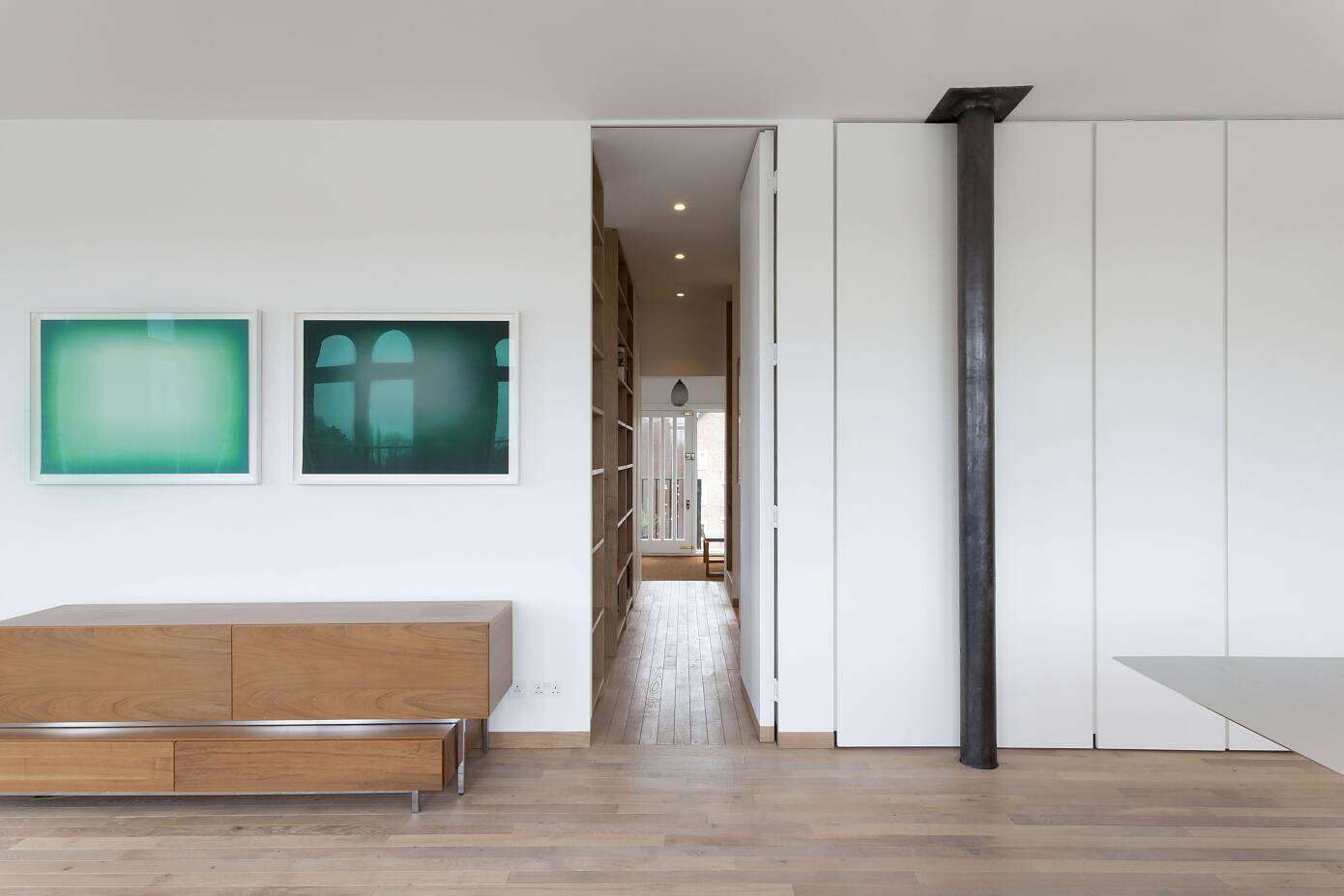 Thames Apartment by Giles Reid Architects