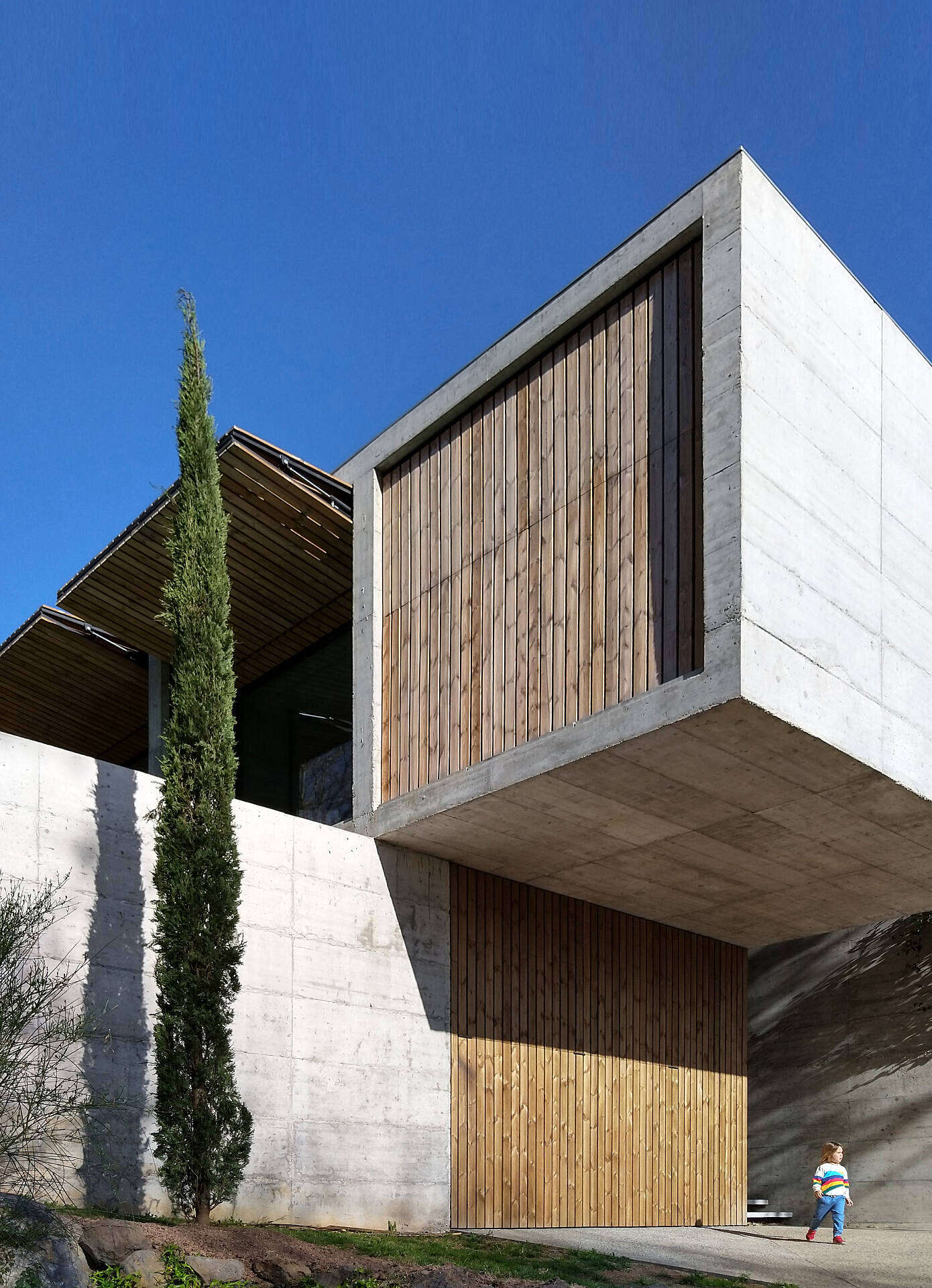 Retina House by Arnau Estudi d’Arquitectura