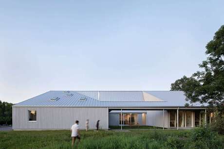 Artist Residence by Bourgeois / Lechasseur Architectes - 8