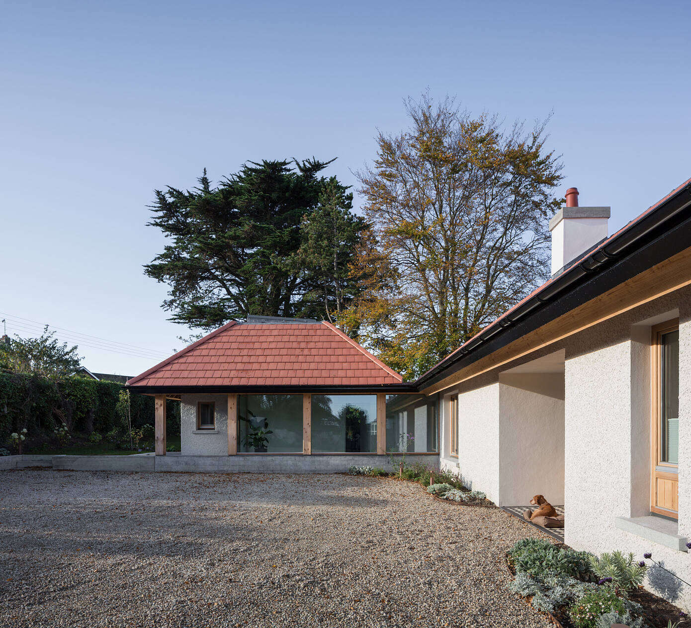 Pavilion House by Robert Bourke Architects