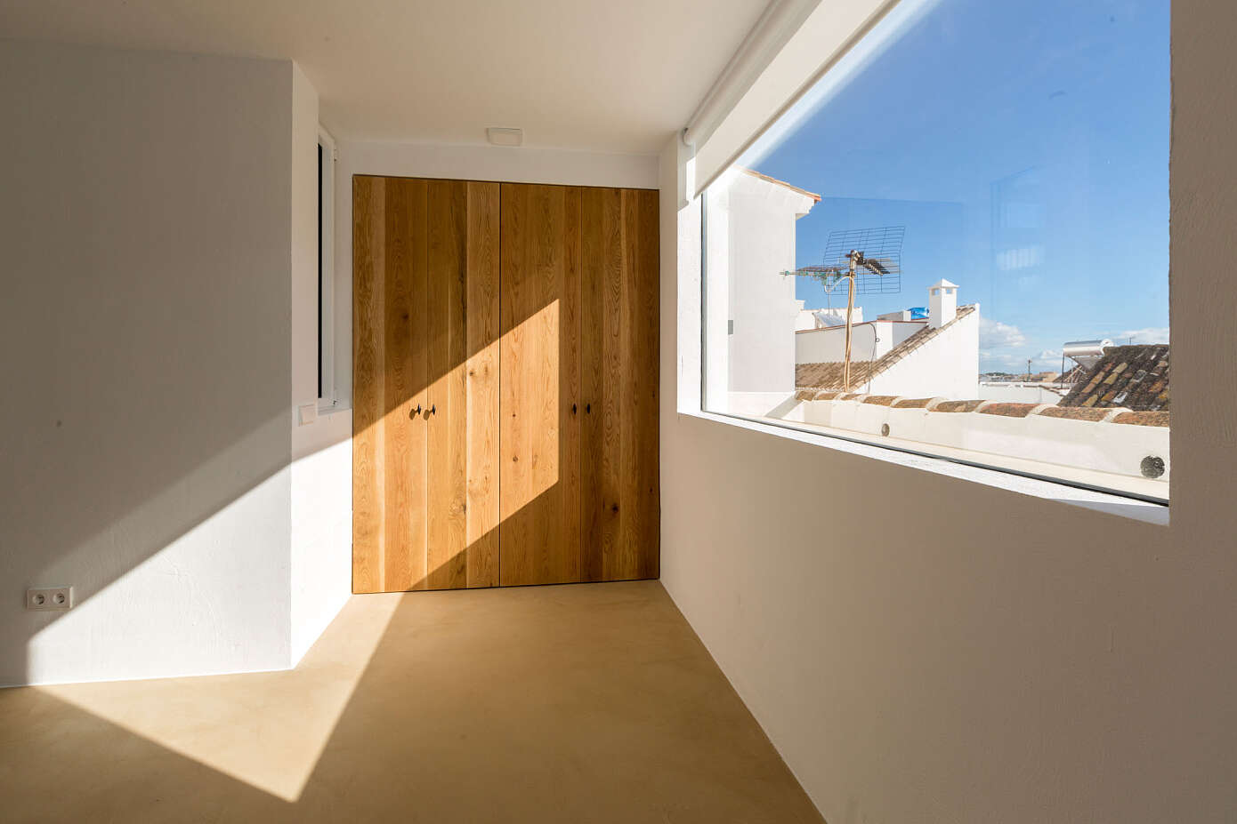 Calle Sevilla by Alejandro Gimenez