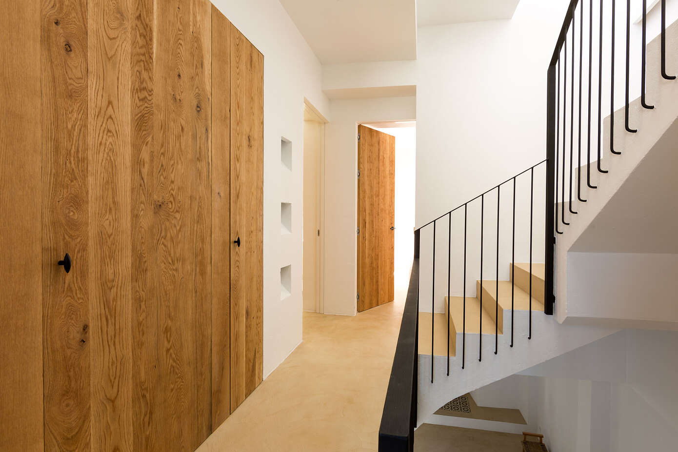 Calle Sevilla by Alejandro Gimenez