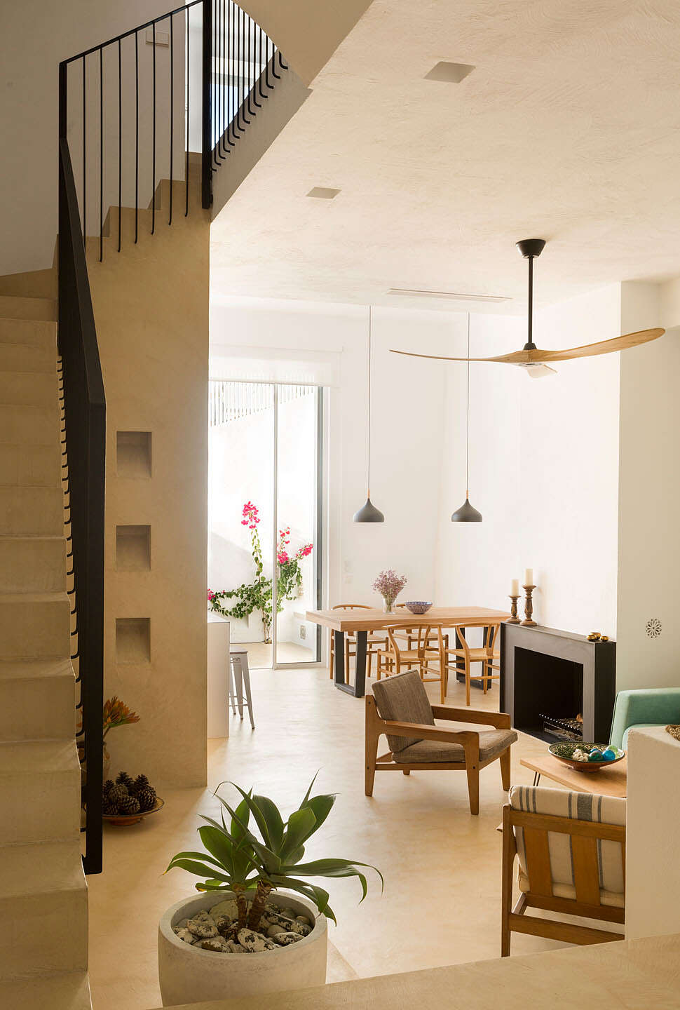 Calle Sevilla by Alejandro Gimenez