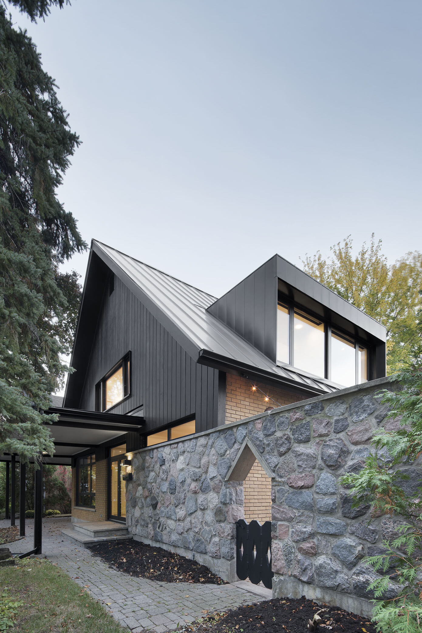 Closse Residence by _naturehumaine