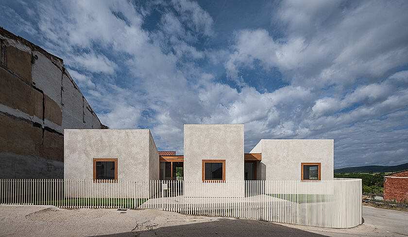 Casa S&J by Blur Arquitectura