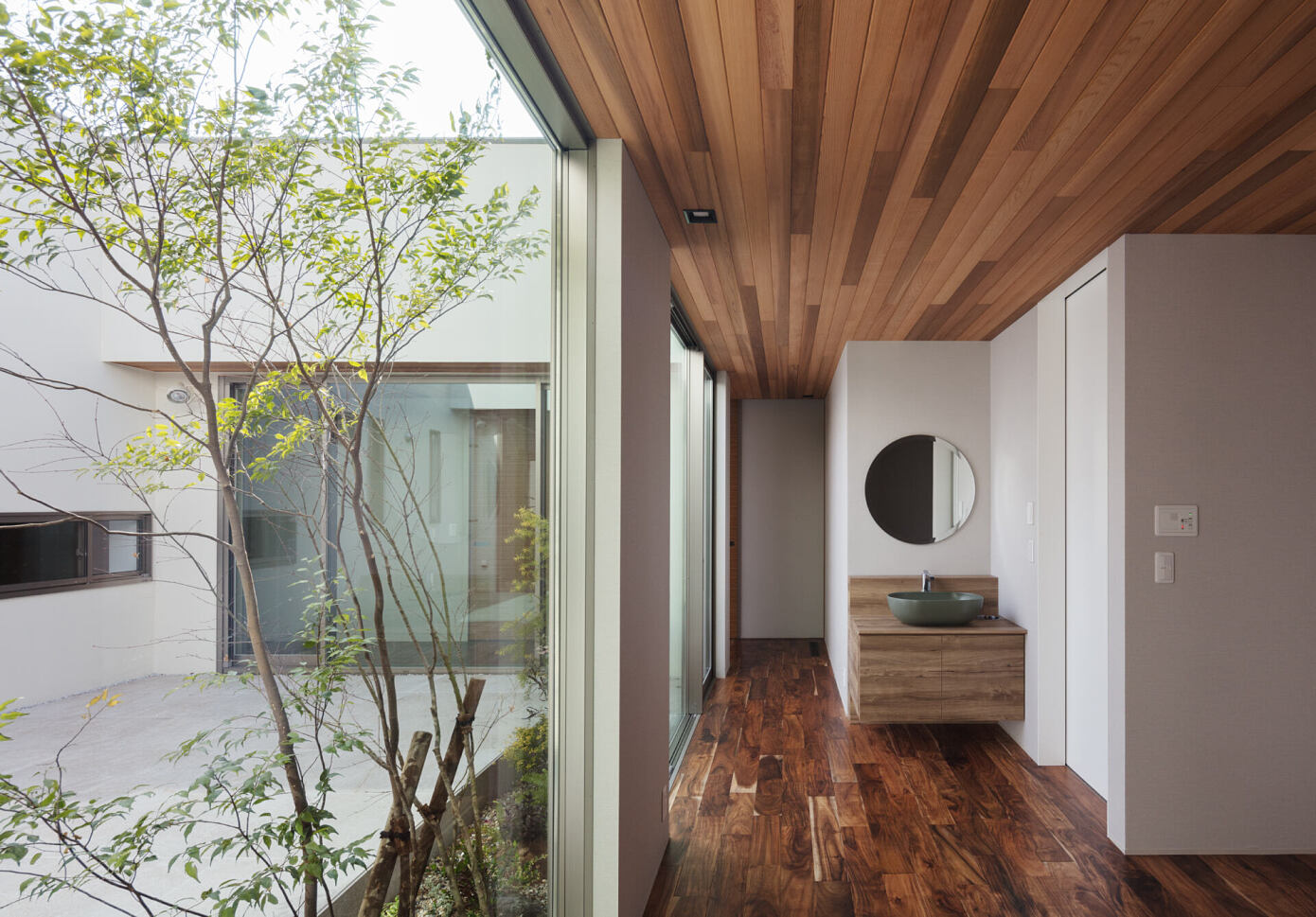 Terrace House by Architect Show