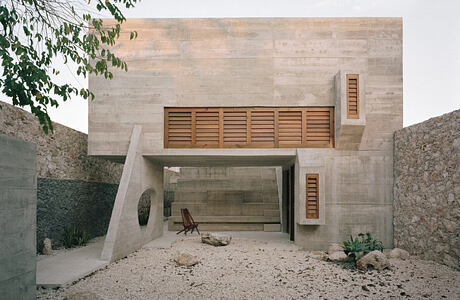 Casa Mérida by Ludwig Godefroy Architecture