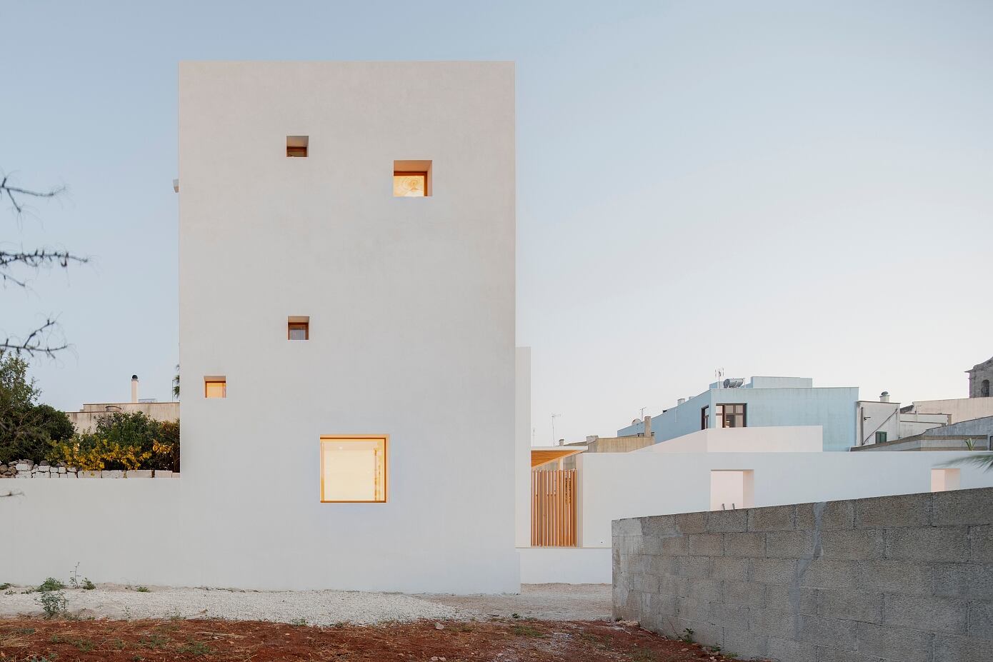 La Torre Bianca by DOS Architects