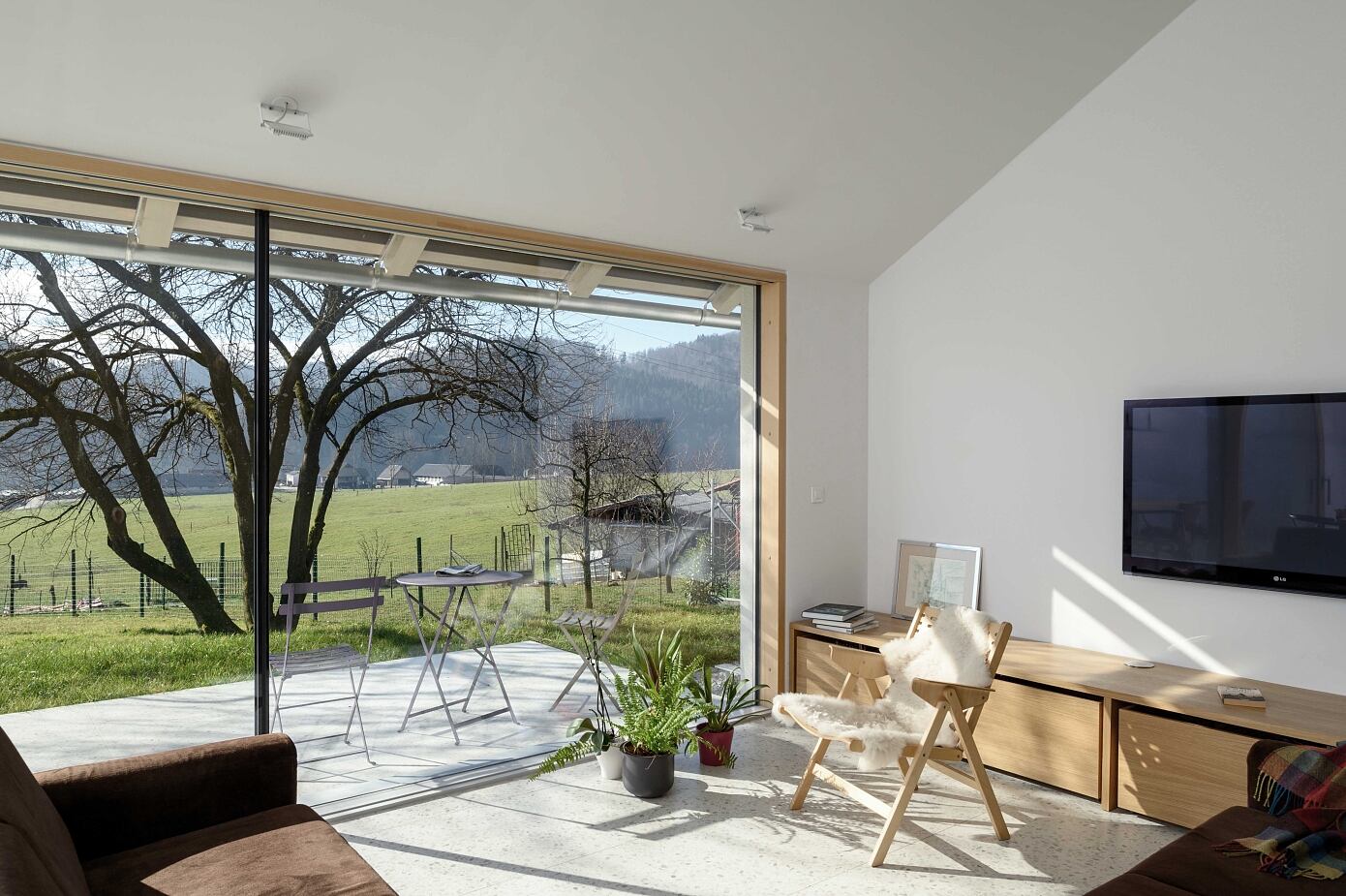 House for Simple Stay by Skupaj Arhitekti