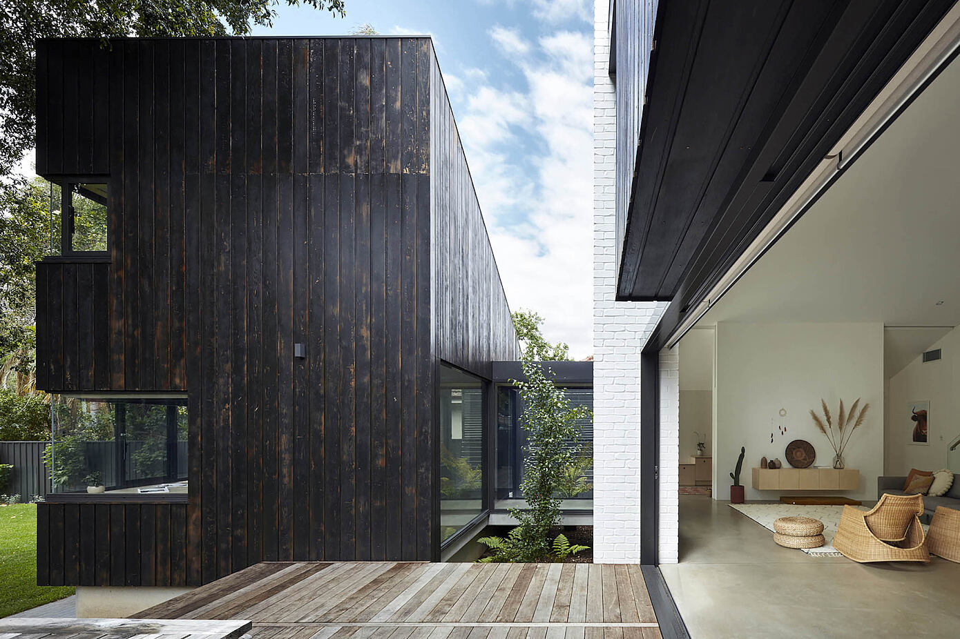 Cedar House by JPE Design Studio