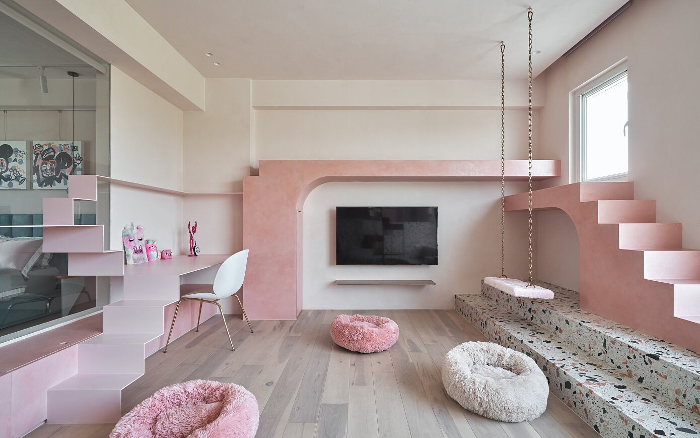 Cats’ Pink House by KC Design Studio