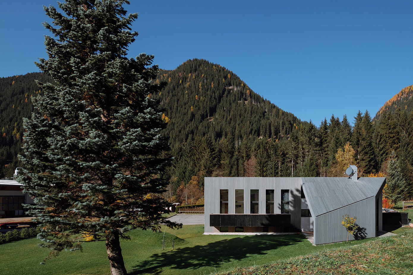 House L by Plasma Studio