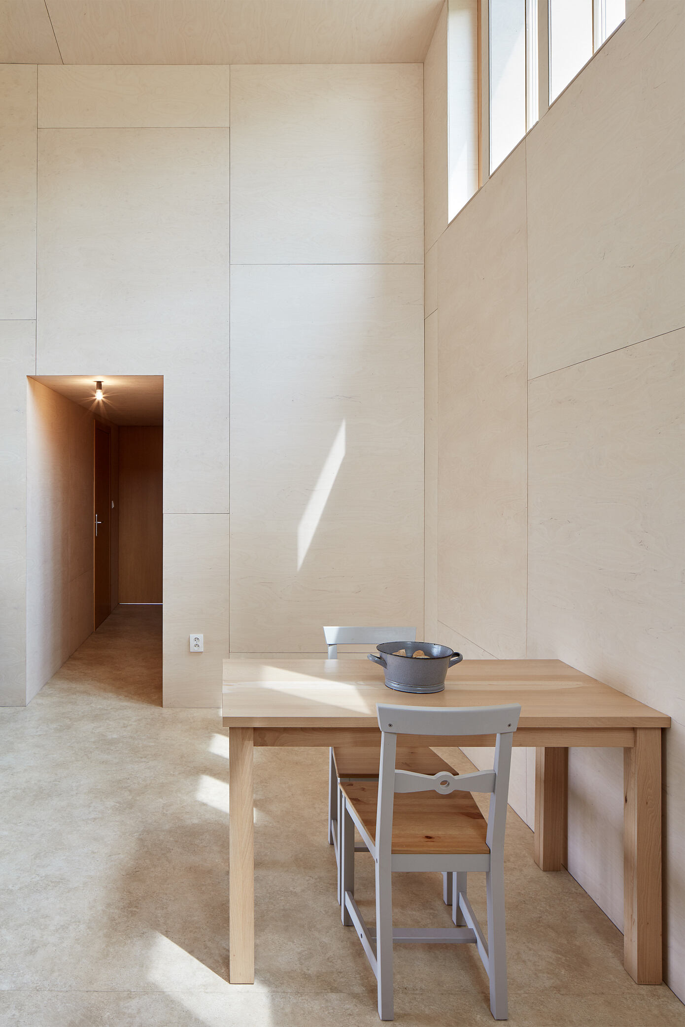 Chestnut House by Valarch Studio