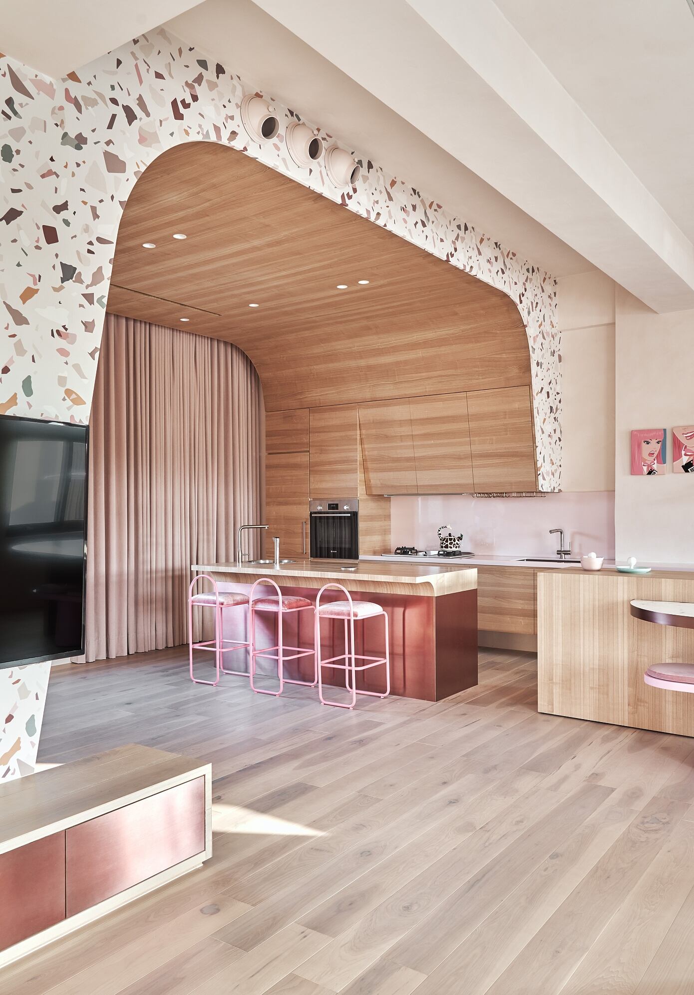 Cats’ Pink House by KC Design Studio