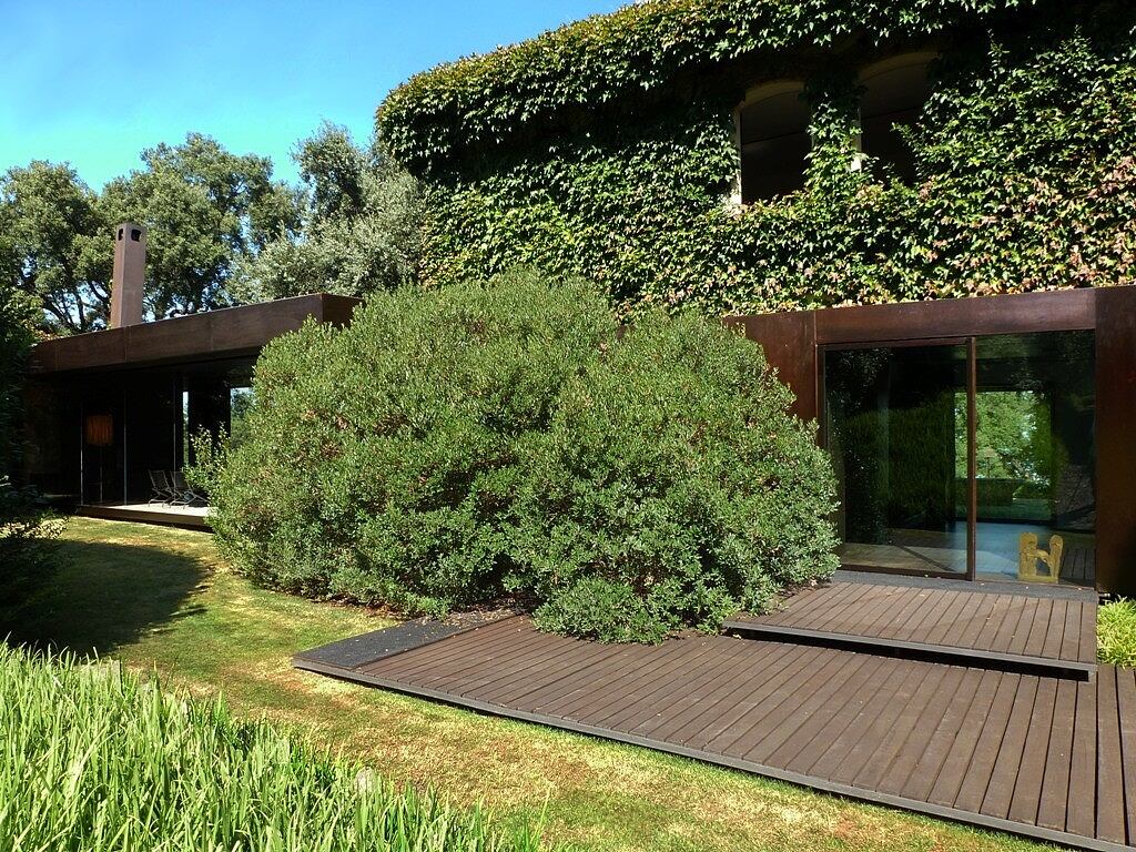 Villa in Monte Argentario by Lazzarini Pickering Architetti