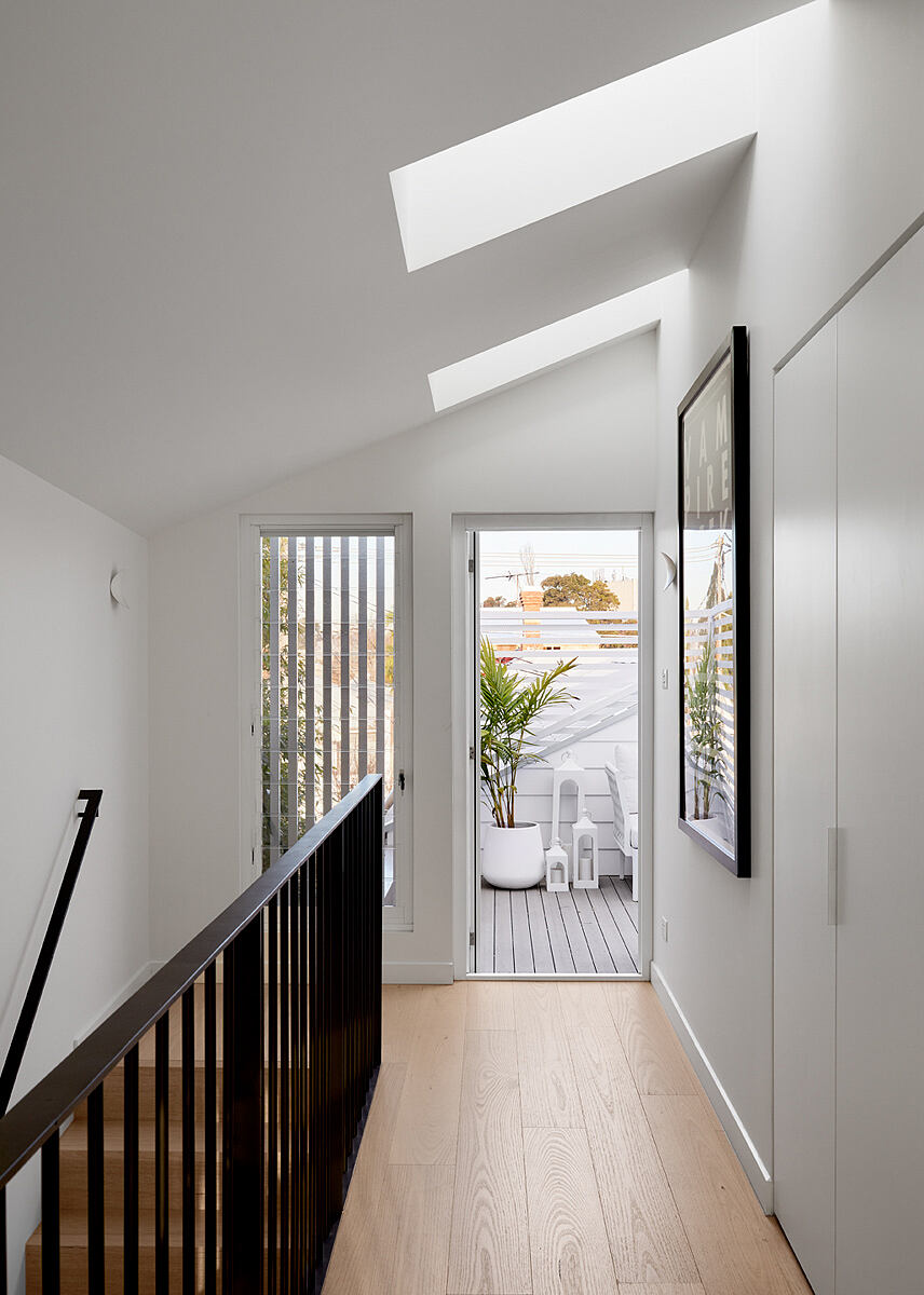 St Kilda Cottage House by Jost Architects