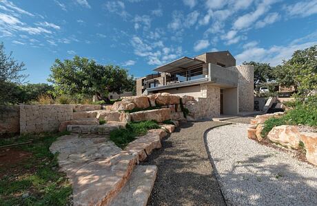 Casa Nemini Teneri by ErranteArchitetture