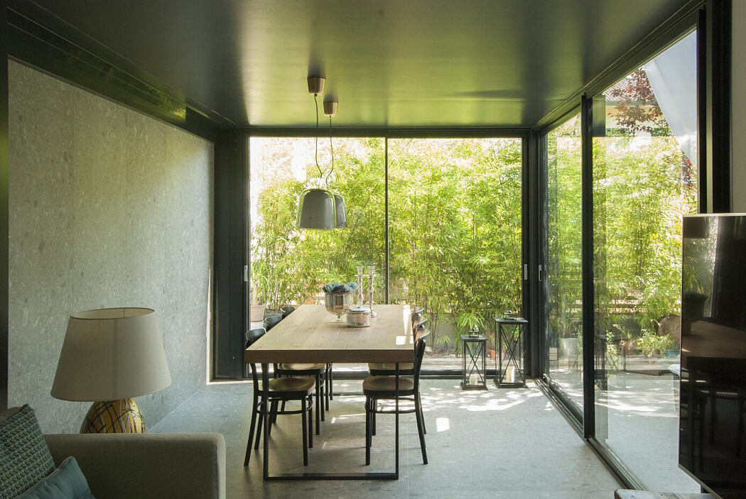 Plauto Apartment by Gruppo Lithos Architettura - 1
